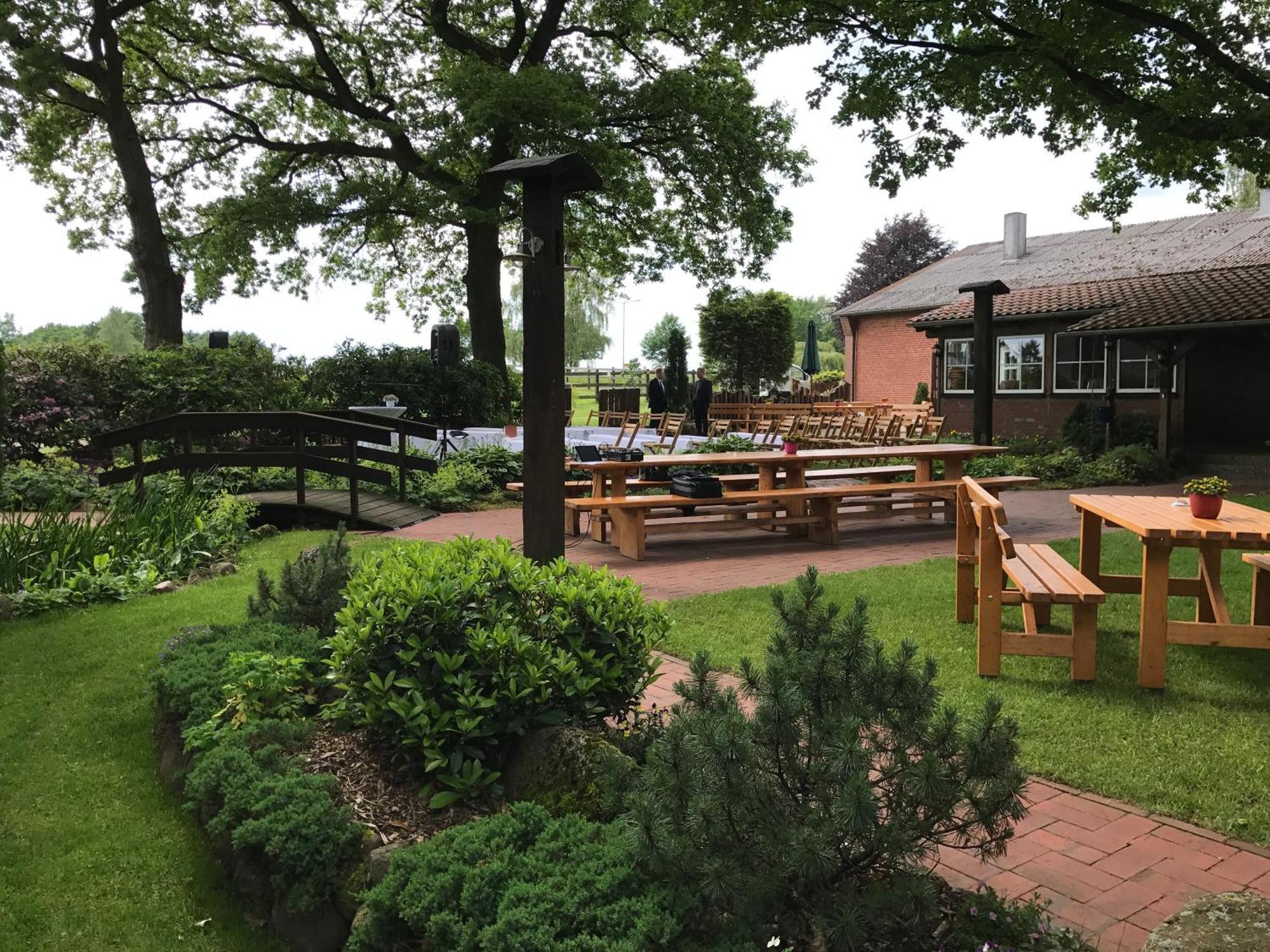 Landhotel Vessens Hoff Buchholz in der Nordheide Buitenkant foto